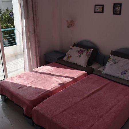 Niki Apartments โปไลโครโน ภายนอก รูปภาพ