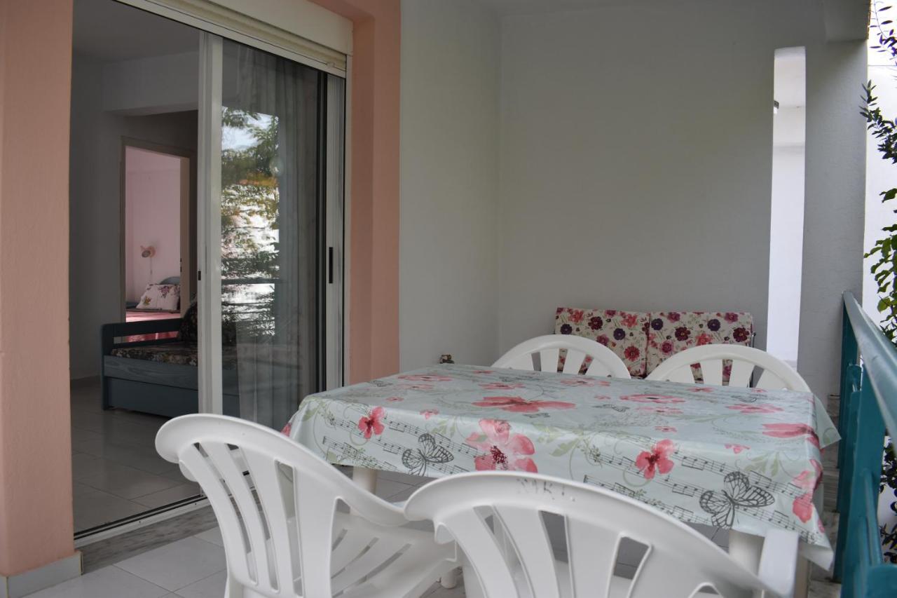 Niki Apartments โปไลโครโน ภายนอก รูปภาพ